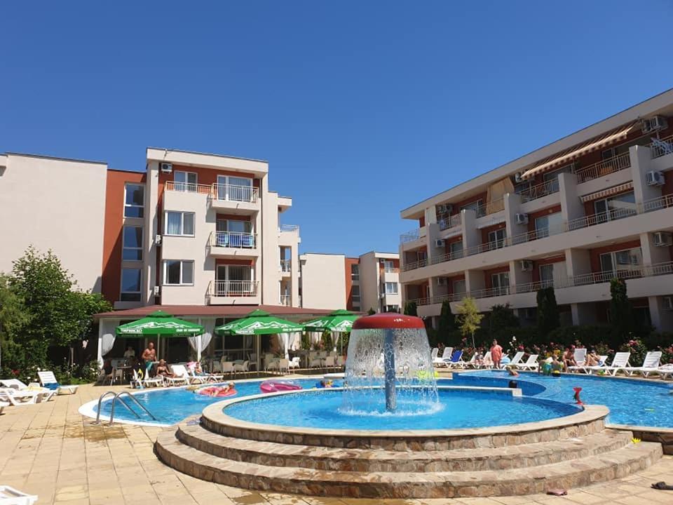 Holiday Fort Golf Club - Premium Apartments Сонячний Берег Екстер'єр фото