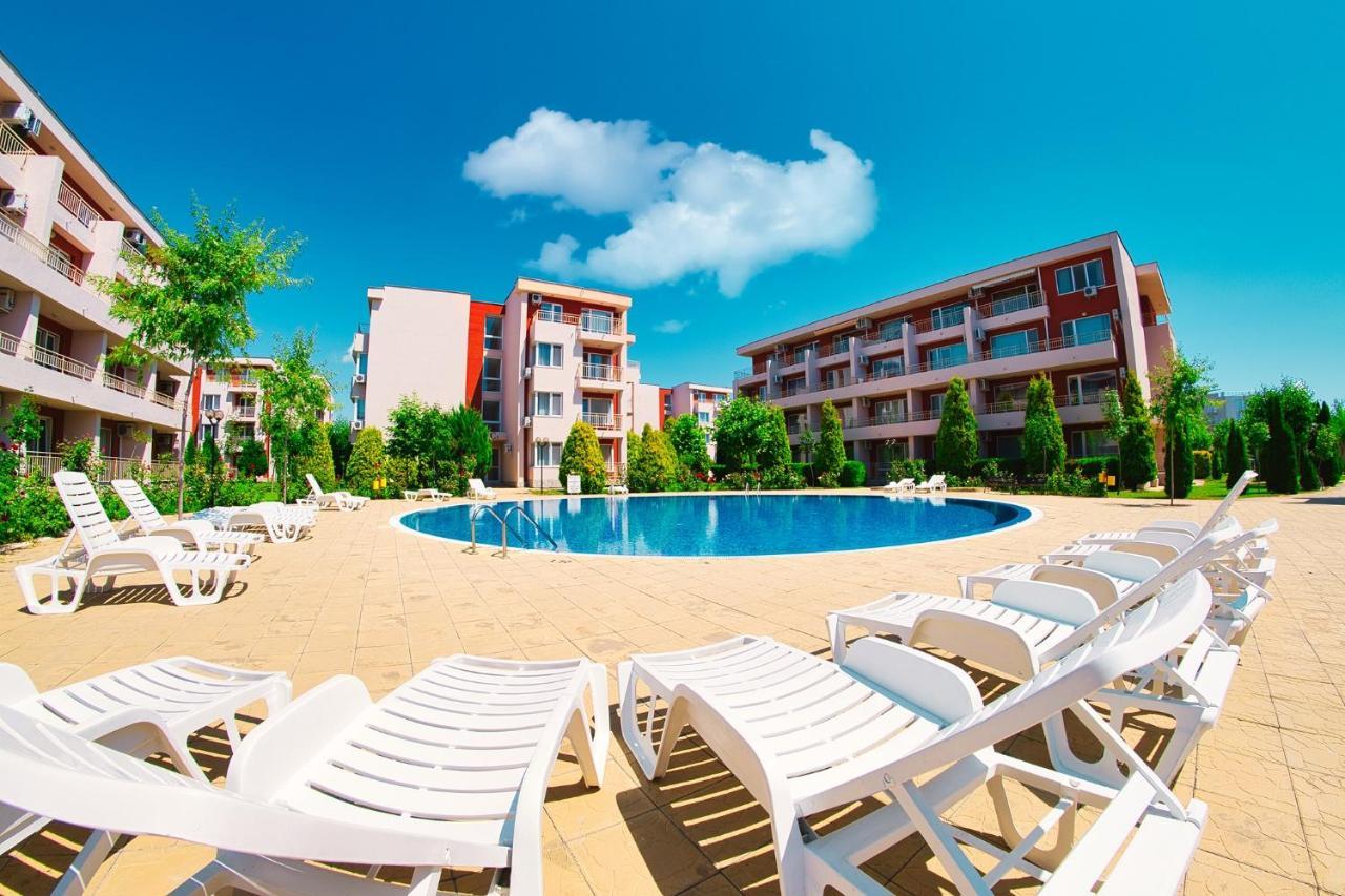 Holiday Fort Golf Club - Premium Apartments Сонячний Берег Екстер'єр фото