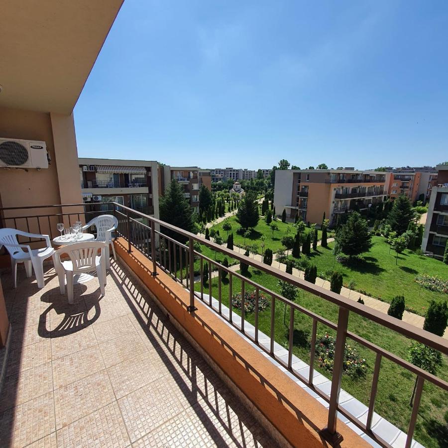 Holiday Fort Golf Club - Premium Apartments Сонячний Берег Екстер'єр фото
